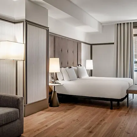 Ac Hotel Avenida De America By Marriott-3
